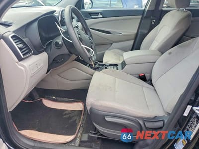 Zdjęcie 7 z 13 samochodu: 2019 HYUNDAI TUCSON SE VIN:KM8J2CA49KU857605 - miniatura