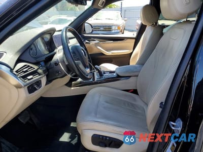 Zdjęcie 7 z 14 samochodu: 2018 BMW X5 XDRIVE35I VIN:5UXKR0C55JL071165 - miniatura