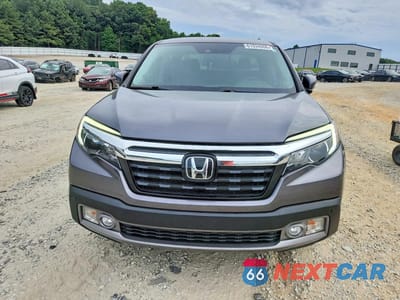 Piąte zdjęcie samochodu w środku: 2020 HONDA RIDGELINE RTL VIN:5FPYK3F76LB004960 - miniatura
