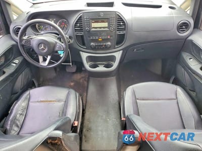 Zdjęcie 8 z 13 samochodu: 2018 MERCEDES-BENZ METRIS VIN:WD4PG2EEXJ3383154 - miniatura