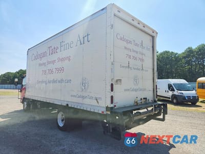 Drugie zdjęcie samochodu z przodu: 2013 ISUZU NQR BOX TRUCK VIN:JALE5W162D7900570 - miniatura