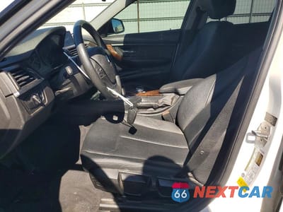 Zdjęcie 7 z 12 samochodu: 2015 BMW 320 I VIN:WBA3B1G59FNT05407 - miniatura