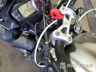 Zdjęcie 8 z 9 samochodu: 2022 TRIUMPH MOTORCYCLE STREET TRIPLE R (LRH) VIN:SMTA544D2NTAY3452 - miniatura