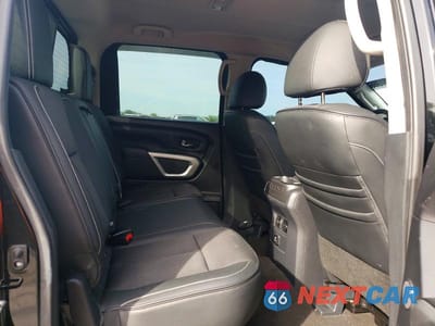 Zdjęcie 10 z 12 samochodu: 2018 NISSAN TITAN XD VIN:1N6BA1F49JN519085 - miniatura