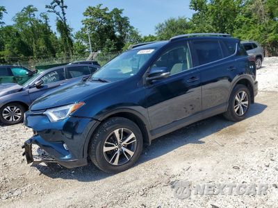 2017 TOYOTA RAV4 XLE JTMRFREV6HD208211 - główne zdjęcie licytacji z USA - miniatura