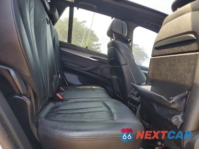 Zdjęcie 11 z 13 samochodu: 2015 BMW X5 XDRIVE50I VIN:5UXKR6C56F0J74638 - miniatura