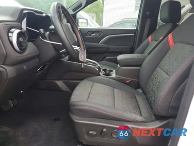 Zdjęcie 7 z 12 samochodu: 2024 CHEVROLET COLORADO Z71 VIN:1GCPTDEK5R1251398 - miniatura