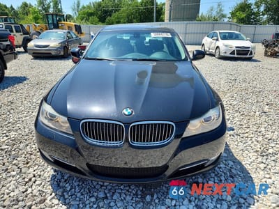 Piąte zdjęcie samochodu w środku: 2011 BMW 335 XI VIN:WBAPL5C51BA920580 - miniatura