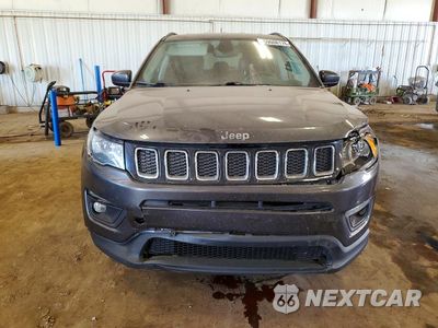 Piąte zdjęcie samochodu w środku: 2019 JEEP COMPASS LATITUDE VIN:3C4NJDBB6KT651471 - miniatura