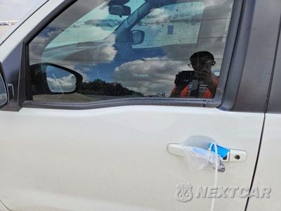 Zdjęcie 8 z 12 samochodu: 2024 NISSAN FRONTIER SV VIN:1N6ED1EJXRN606856 - miniatura