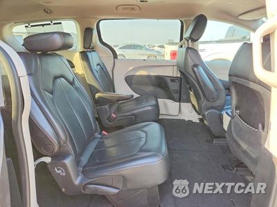 Zdjęcie 11 z 14 samochodu: 2020 CHRYSLER PACIFICA TOURING L VIN:2C4RC1BGXLR284844 - miniatura