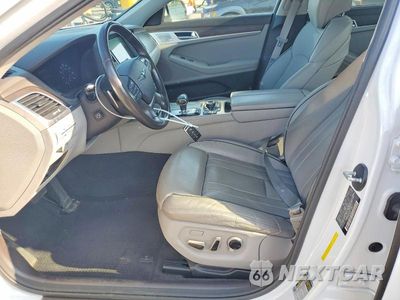 Zdjęcie 7 z 12 samochodu: 2018 GENESIS G80 3.8 VIN:KMHGN4JE0JU246117 - miniatura