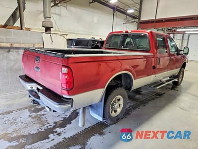 Trzecie zdjęcie samochodu z tyłu: 2003 FORD F350 SRW SUPER DUTY VIN:1FTSW31FX3EA61326 - miniatura