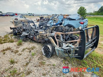 Czwarte zdjęcie samochodu z boku: 2022 FORD F250 SUPER DUTY VIN:1FT7W2B6XNEE65339 - miniatura