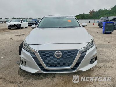 Piąte zdjęcie samochodu w środku: 2019 NISSAN ALTIMA SL VIN:1N4BL4EV7KC250127 - miniatura