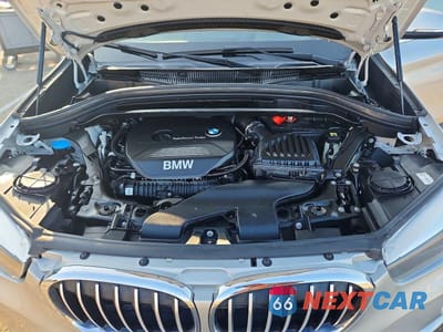 Zdjęcie 12 z 13 samochodu: 2018 BMW X1 XDRIVE28I VIN:WBXHT3C35J5K23482 - miniatura