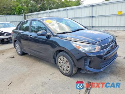 Czwarte zdjęcie samochodu z boku: 2019 KIA RIO S VIN:3KPA24AB7KE242526 - miniatura