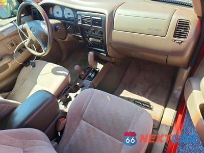 Zdjęcie 8 z 12 samochodu: 2004 TOYOTA TACOMA V6 VIN:5TEWN72N34Z450079 - miniatura