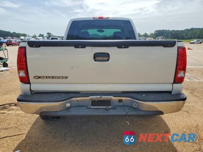 Zdjęcie 6 z 12 samochodu: 2003 CHEVROLET SILVERADO C1500 VIN:2GCEC19V731143151 - miniatura