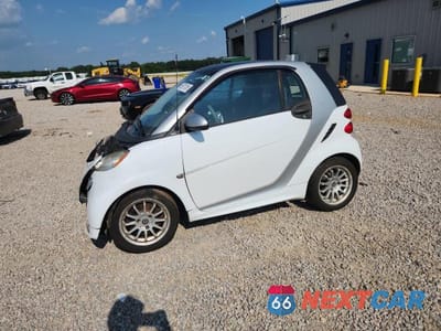2013 SMART FORTWO PURE WMEEJ3BAXDK627715 - główne zdjęcie licytacji z USA - miniatura