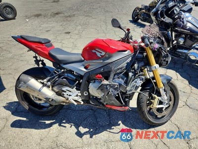 2016 BMW S 1000 R WB10D1206GZ696261 - główne zdjęcie licytacji z USA - miniatura