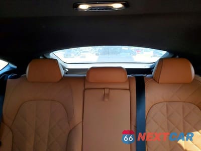 Zdjęcie 10 z 13 samochodu: 2025 BMW X6 M60I VIN:5UX43EX00S9Z66096 - miniatura