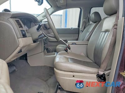 Zdjęcie 7 z 13 samochodu: 2005 DODGE DURANGO LIMITED VIN:1D8HD58D15F520922 - miniatura