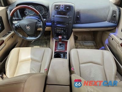 Zdjęcie 8 z 13 samochodu: 2005 CADILLAC SRX VIN:1GYEE637350145456 - miniatura