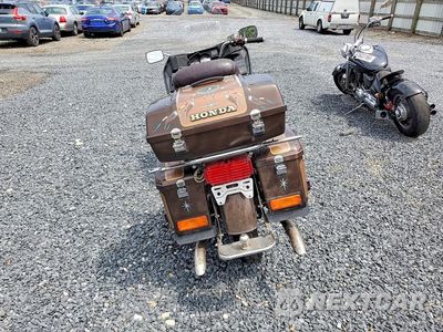 Czwarte zdjęcie samochodu z boku: 1982 HONDA GL1100 A VIN:1HFSC0227CA235658 - miniatura