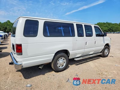 Trzecie zdjęcie samochodu z tyłu: 2011 FORD ECONOLINE E350 SUPER DUTY WAGON VIN:1FBSS3BL4BDA60259 - miniatura