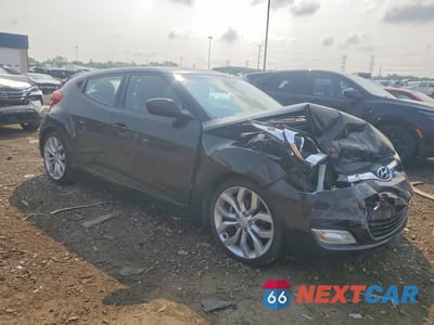Czwarte zdjęcie samochodu z boku: 2012 HYUNDAI VELOSTER BASE VIN:KMHTC6AD6CU055330 - miniatura