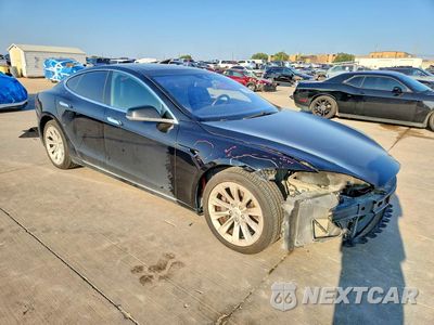 Czwarte zdjęcie samochodu z boku: 2016 TESLA MODEL S VIN:5YJSA1E24GF158181 - miniatura