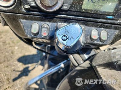 Zdjęcie 8 z 9 samochodu: 2011 HARLEY-DAVIDSON FLHTCU VIN:1HD1FC411BB638111 - miniatura