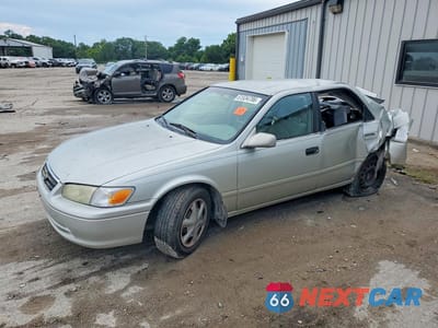 2001 TOYOTA CAMRY CE 4T1BG22K01U116769 - główne zdjęcie licytacji z USA - miniatura