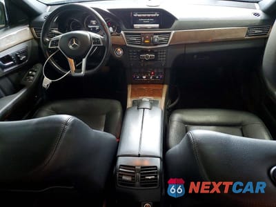 Zdjęcie 8 z 12 samochodu: 2013 MERCEDES-BENZ E 350 VIN:WDDHF5KB6DA672258 - miniatura