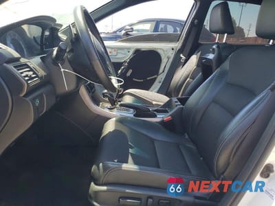 Zdjęcie 7 z 13 samochodu: 2017 HONDA ACCORD SPORT VIN:1HGCR2F57HA205808 - miniatura