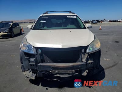 Piąte zdjęcie samochodu w środku: 2012 CHEVROLET TRAVERSE LT VIN:1GNKRJED7CJ332166 - miniatura