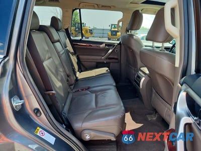 Zdjęcie 11 z 13 samochodu: 2013 LEXUS GX 460 PREMIUM VIN:JTJJM7FX1D5057562 - miniatura