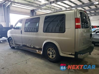 Drugie zdjęcie samochodu z przodu: 2003 CHEVROLET EXPRESS G1500 VIN:1GBFG15X931226347 - miniatura