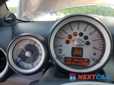 Zdjęcie 9 z 13 samochodu: 2010 MINI COOPER VIN:WMWMR3C53ATU98644 - miniatura