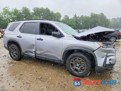 Czwarte zdjęcie samochodu z boku: 2025 HONDA PILOT TRAILSPORT VIN:5FNYG1H62SB136938 - miniatura