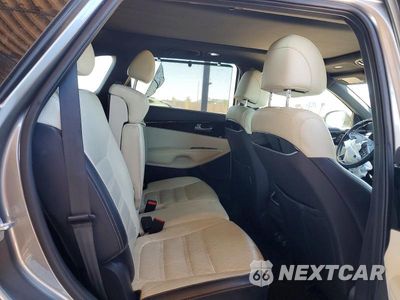 Zdjęcie 11 z 14 samochodu: 2017 KIA SORENTO SX LIMITED V6 VIN:5XYPK4A53HG265883 - miniatura