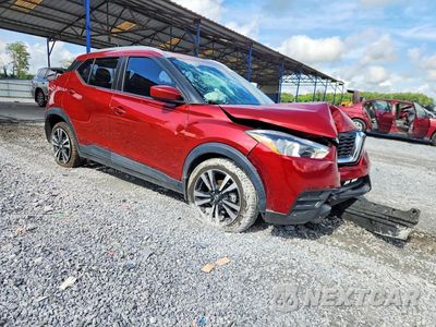 Czwarte zdjęcie samochodu z boku: 2019 NISSAN KICKS SV VIN:3N1CP5CU3KL502241 - miniatura