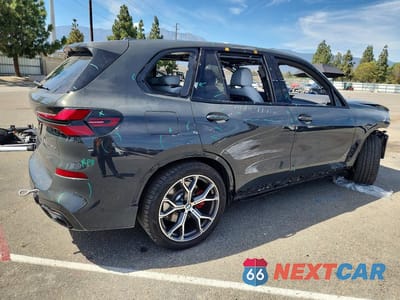 Trzecie zdjęcie samochodu z tyłu: 2026 BMW X5 XDRIVE50E VIN:5UX43EU08T9025646 - miniatura