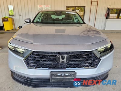 Piąte zdjęcie samochodu w środku: 2024 HONDA ACCORD LX VIN:1HGCY1F29RA033222 - miniatura