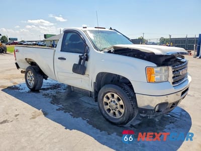 Czwarte zdjęcie samochodu z boku: 2013 GMC SIERRA K2500 SLE VIN:1GT020C84DF211104 - miniatura