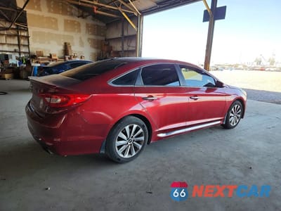 Trzecie zdjęcie samochodu z tyłu: 2016 HYUNDAI SONATA SPORT VIN:5NPE34AF1GH419821 - miniatura