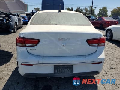 Zdjęcie 6 z 12 samochodu: 2022 KIA RIO S VIN:3KPA24AD1NE462850 - miniatura