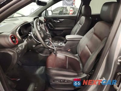 Zdjęcie 7 z 13 samochodu: 2023 CHEVROLET BLAZER RS VIN:3GNKBKRS7PS190649 - miniatura