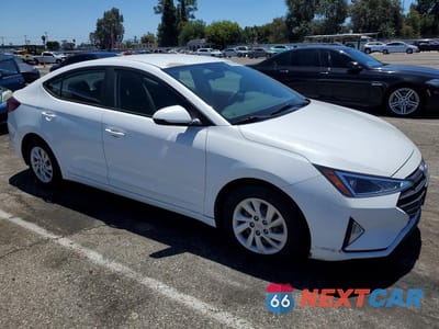 Czwarte zdjęcie samochodu z boku: 2019 HYUNDAI ELANTRA SE VIN:5NPD74LF8KH429221 - miniatura